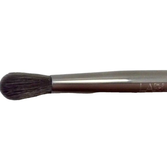 Laruce Beauty Tapered Blending Brush LR007 Makeup Cosmetics New in Package - Picture 4 of 4